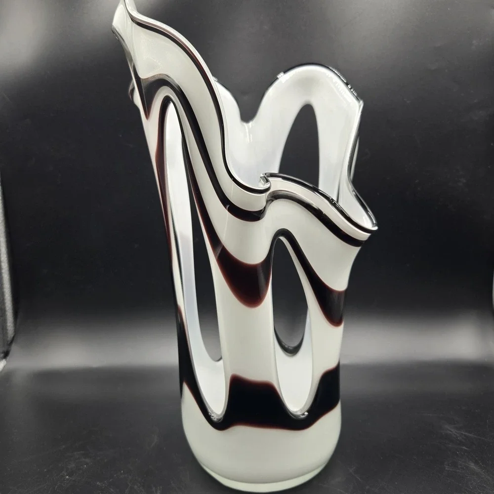 VTG Jozefina Krosno Hand-Blown Art Glass Vase Erupt Series Zebra Swirl Maroon